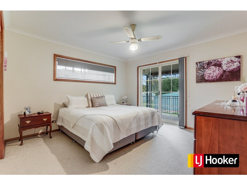 25 Sickles Drive, Grasmere NSW 2570