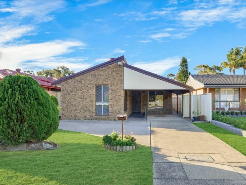 103 Potoroo Avenue, St Helens Park NSW 2560