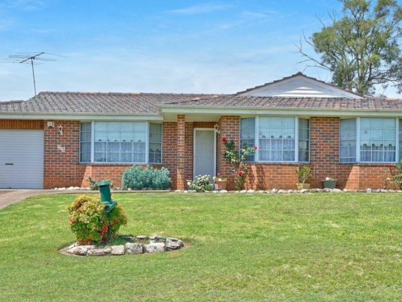 23 Pademelon Avenue, St Helens Park NSW 2560