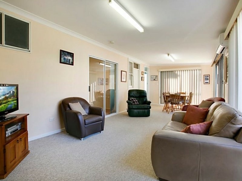 28 Hoddle Avenue, Campbelltown NSW 2560