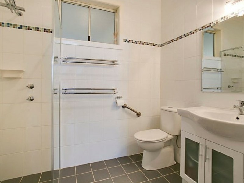 28 Hoddle Avenue, Campbelltown NSW 2560