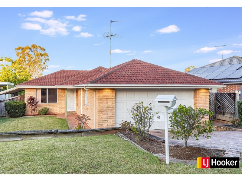 6 Clarke Place, Mount Annan NSW 2567