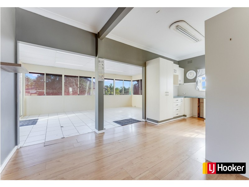 17 Carcoola Street, Campbelltown NSW 2560