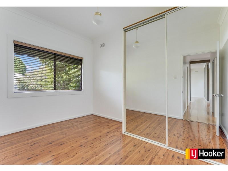 17 Carcoola Street, Campbelltown NSW 2560