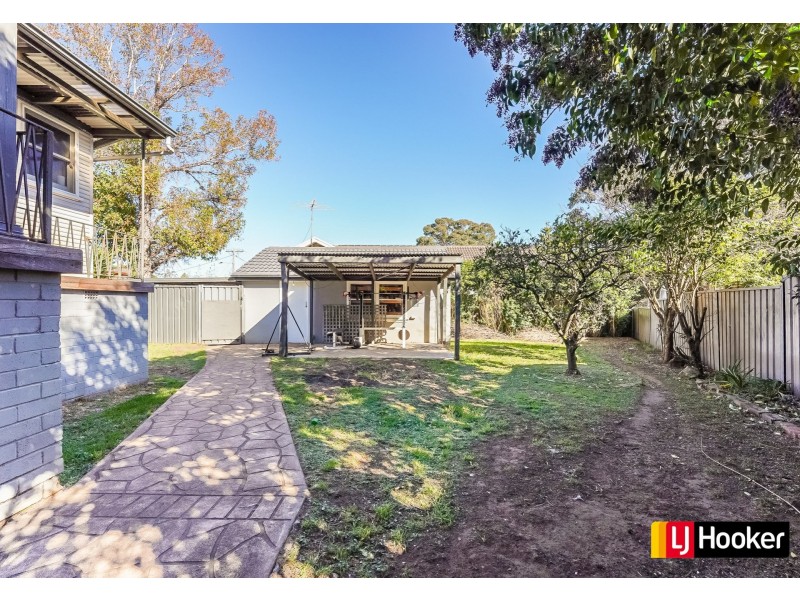 7 Browning Avenue, Campbelltown NSW 2560