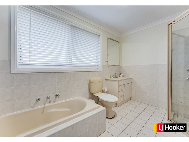 6/50 Julius Road, Rosemeadow NSW 2560