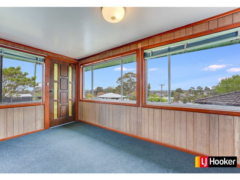 9 Warrigo Street, Sadleir NSW 2168