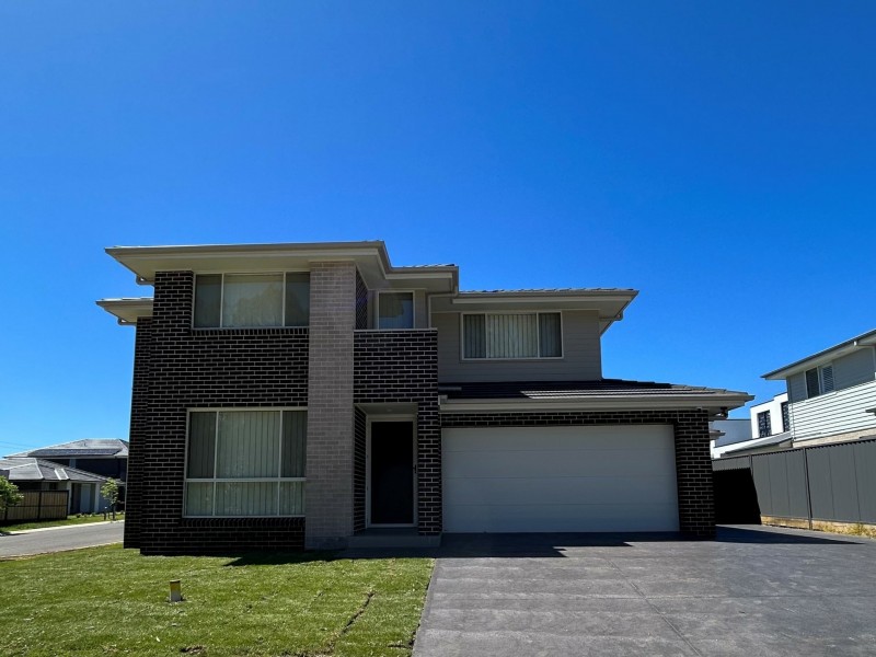 86 Grassbird Avenue, Oran Park NSW 2570