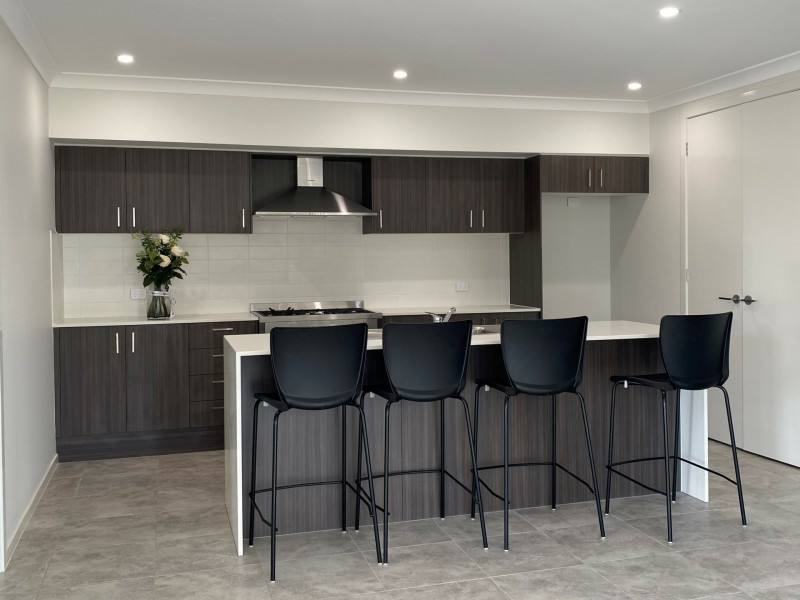 86 Grassbird Avenue, Oran Park NSW 2570