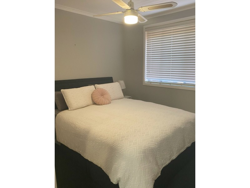 4 Tammar Place, St Helens Park NSW 2560