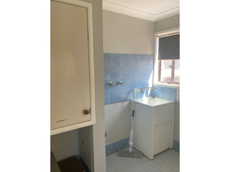 4 Tammar Place, St Helens Park NSW 2560