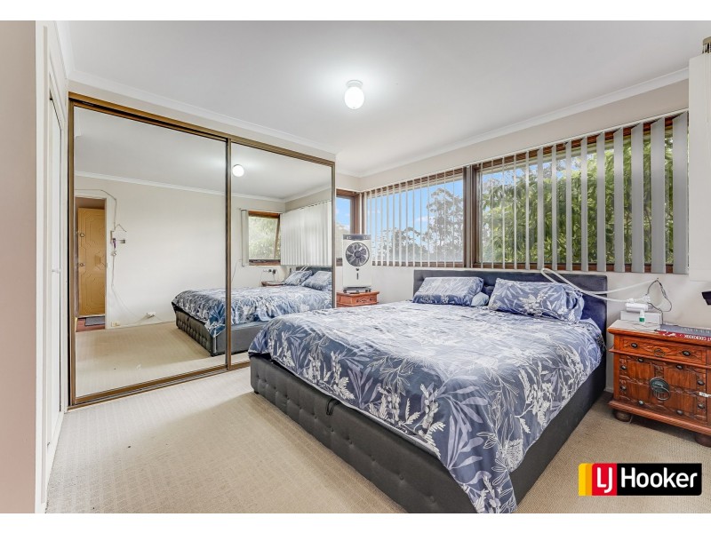 10 Peggotty Avenue, Ambarvale NSW 2560