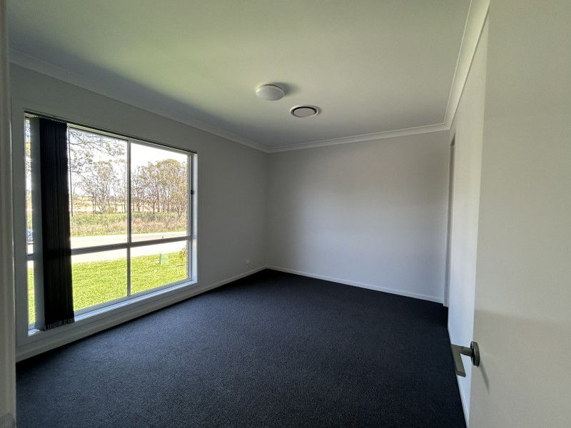 70 Grassbird Avenue, Oran Park NSW 2570