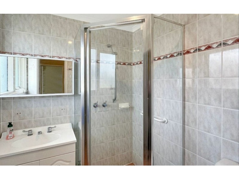 5 Green Lane, Bradbury NSW 2560