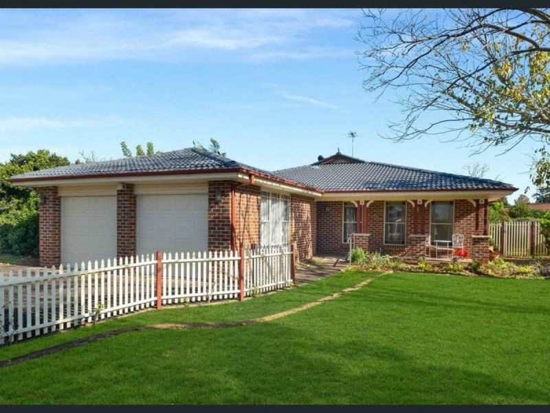 24 Cashmere Drive, Elderslie NSW 2570