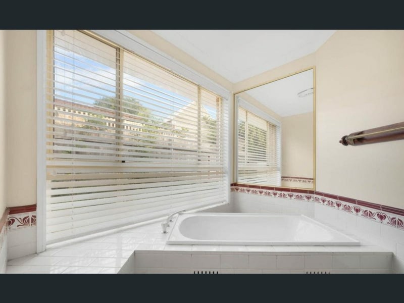 24 Cashmere Drive, Elderslie NSW 2570