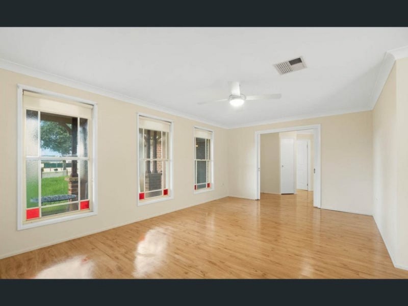 24 Cashmere Drive, Elderslie NSW 2570