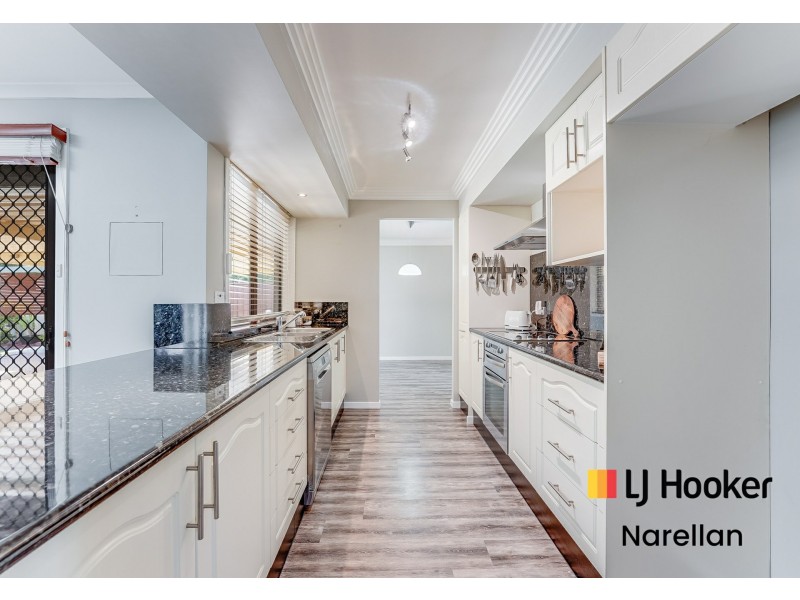 4 Tammar Place, St Helens Park NSW 2560