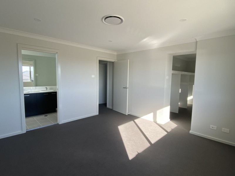 16 Buffalo Road, Oran Park NSW 2570