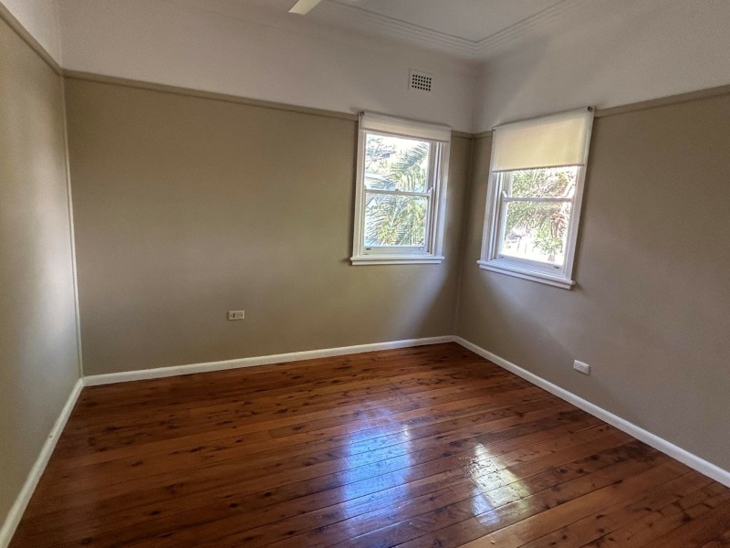 10 Innes Street, Campbelltown NSW 2560