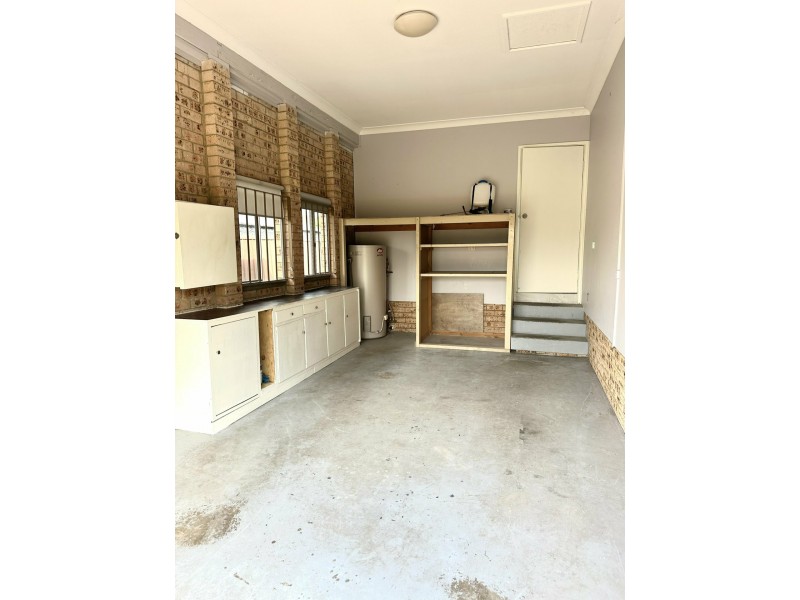 32 Fraser Street, Macquarie Fields NSW 2564