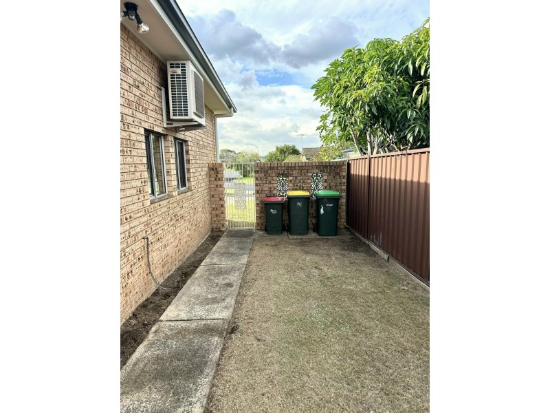 32 Fraser Street, Macquarie Fields NSW 2564