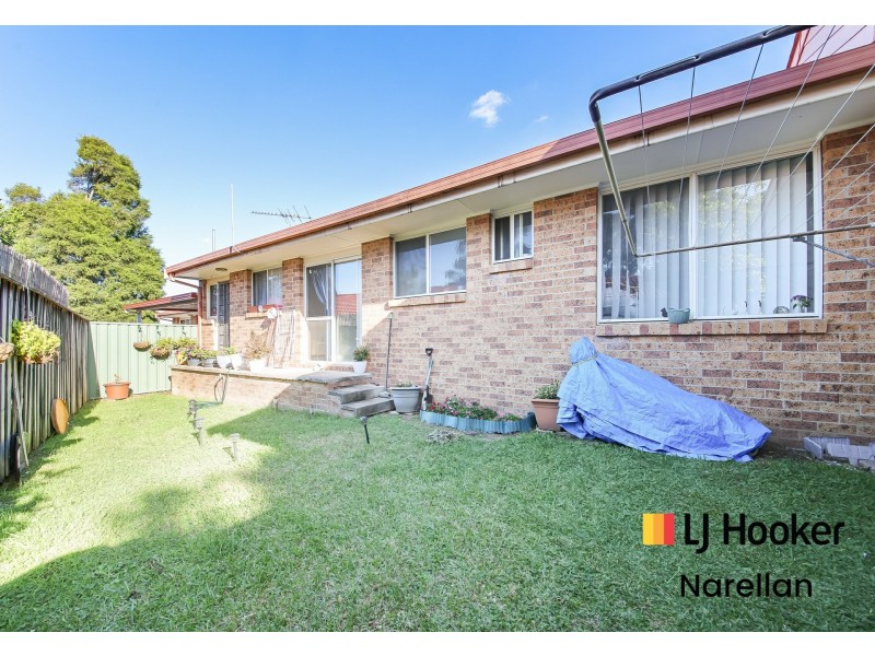 2/11 Fuchsia Crescent, Macquarie Fields NSW 2564