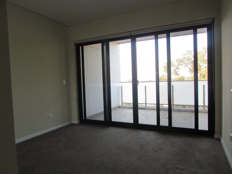 69/2-10 Tyler Street, Campbelltown NSW 2560