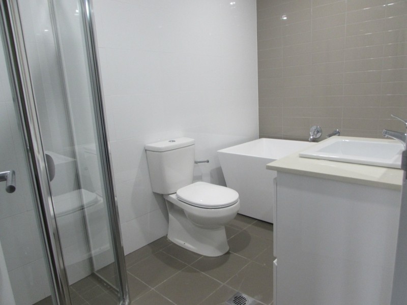69/2-10 Tyler Street, Campbelltown NSW 2560