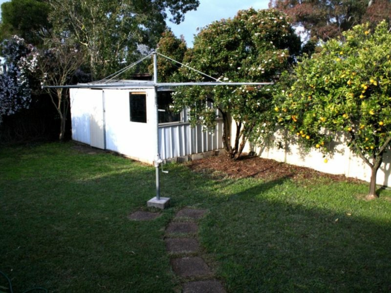 61 Aminya Crescent, Bradbury NSW 2560