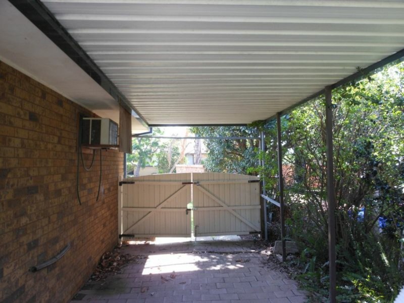 61 Aminya Crescent, Bradbury NSW 2560
