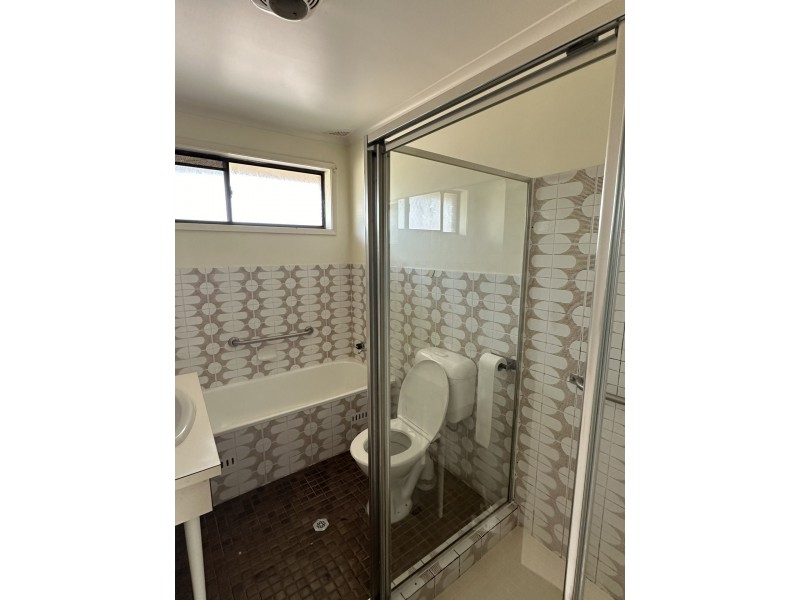 61 Aminya Crescent, Bradbury NSW 2560