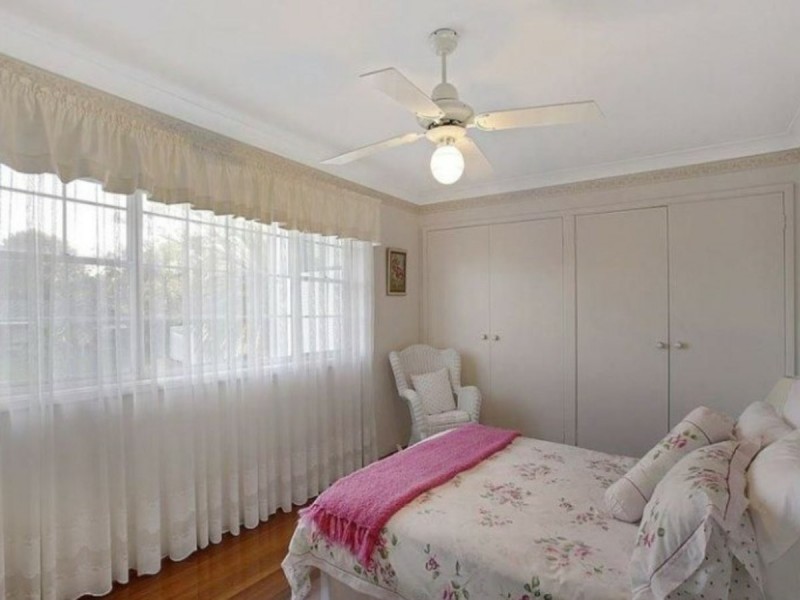 19 Starfighter Avenue, Raby NSW 2566