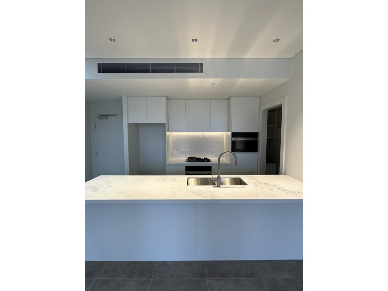 6.05/4 Fordham Way, Oran Park NSW 2570