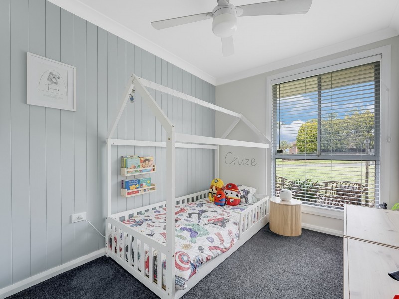 40 Cornelian Avenue, Eagle Vale NSW 2558