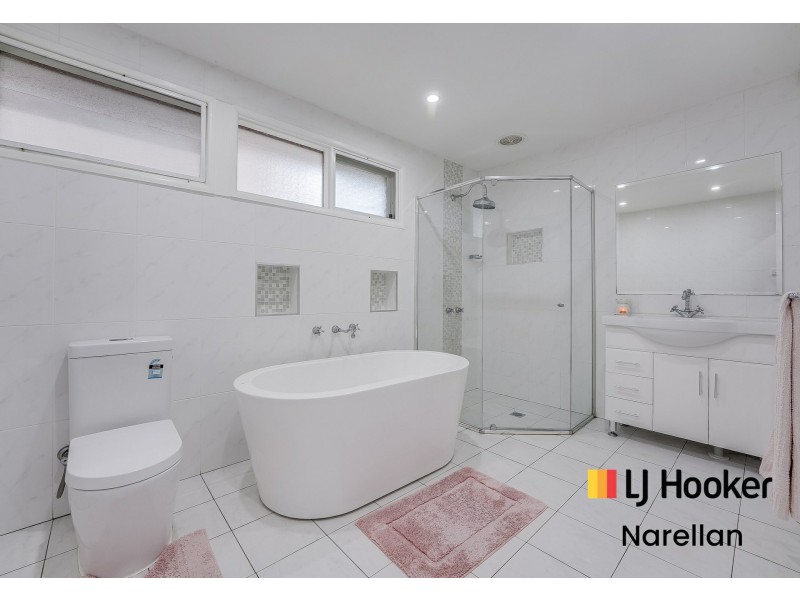 19 Akuna Avenue, Bradbury NSW 2560