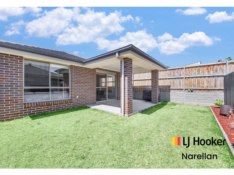 25 Hester Avenue, Claymore NSW 2559