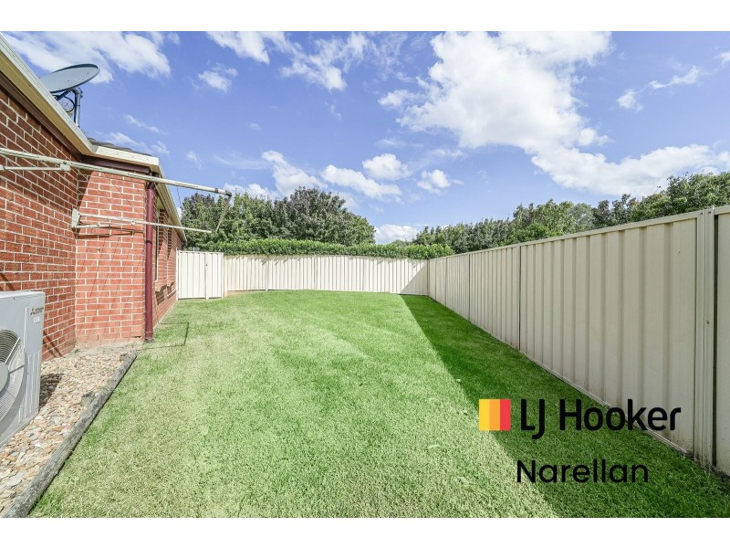1 Cowan Place, St Helens Park NSW 2560