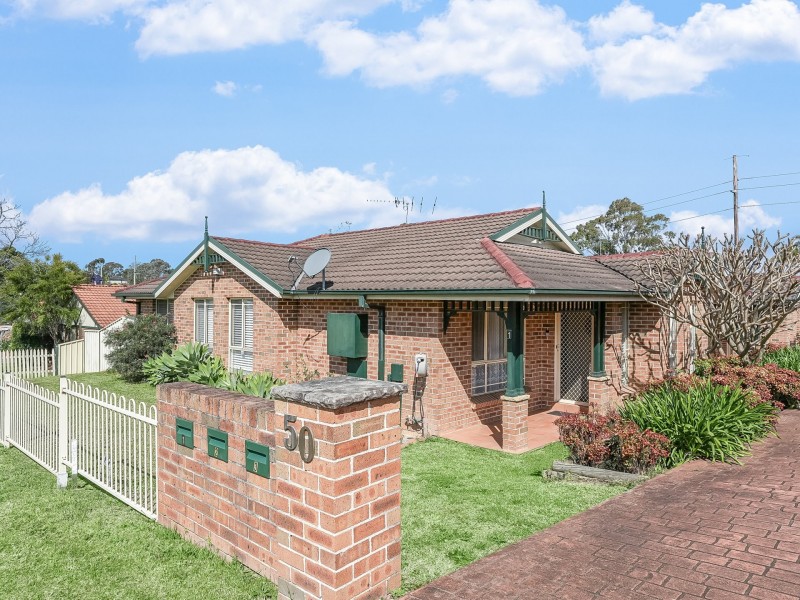 1/50 Julius Road, Rosemeadow NSW 2560