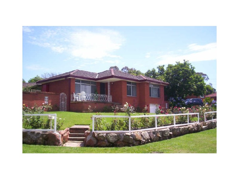 5 Murray Street, Campbelltown NSW 2560