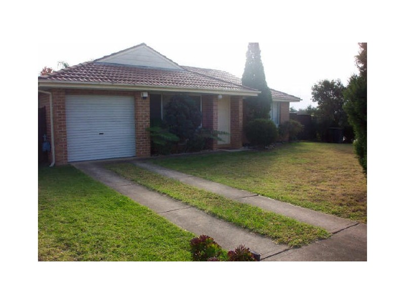 2 Colorado Street, Kearns NSW 2558