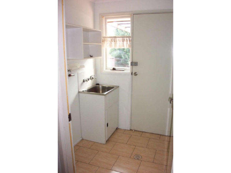 2 Colorado Street, Kearns NSW 2558