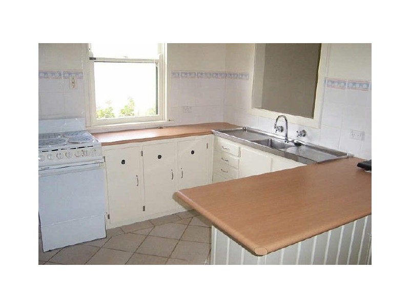 10 Seddon Place, Campbelltown NSW 2560