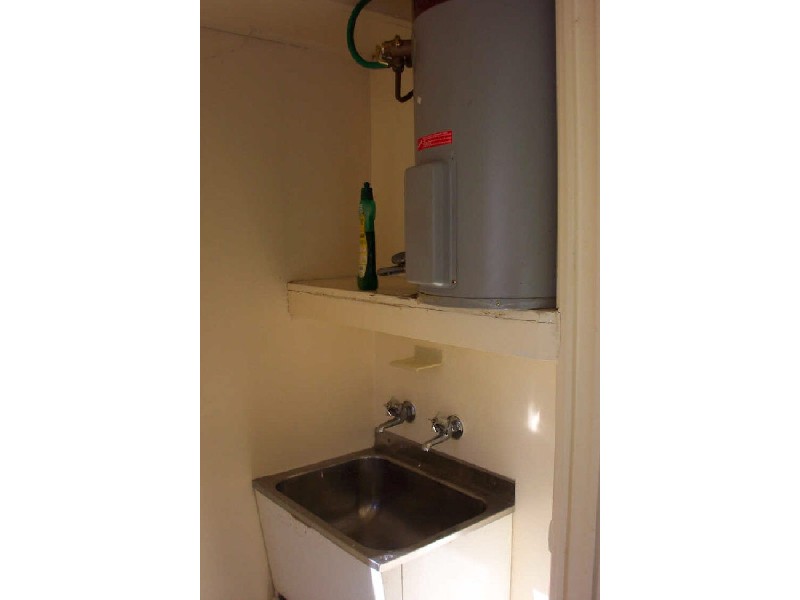 5 Airdsley Lane, Bradbury NSW 2560