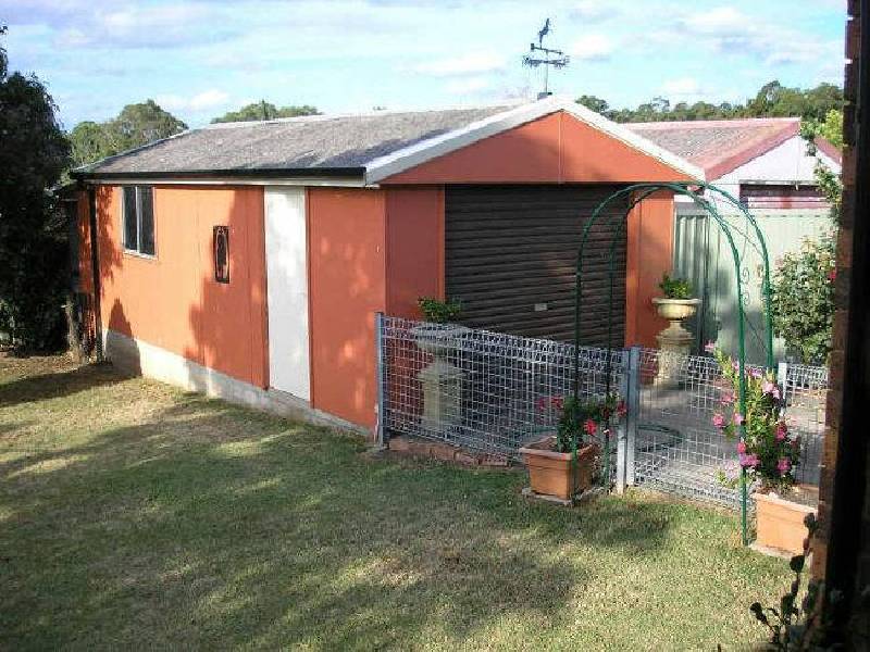 25 Leicester Street, Leumeah NSW 2560
