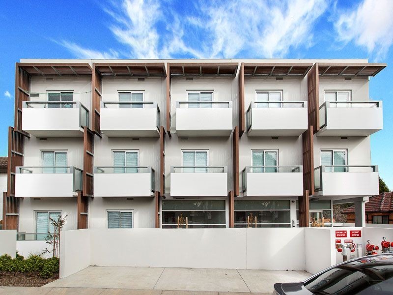 1/ 1728 DANDENONG ROAD, Clayton VIC 3168