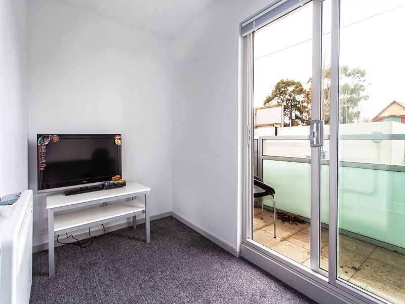 1/ 1728 DANDENONG ROAD, Clayton VIC 3168