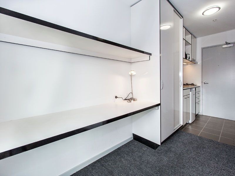 1/ 1728 DANDENONG ROAD, Clayton VIC 3168