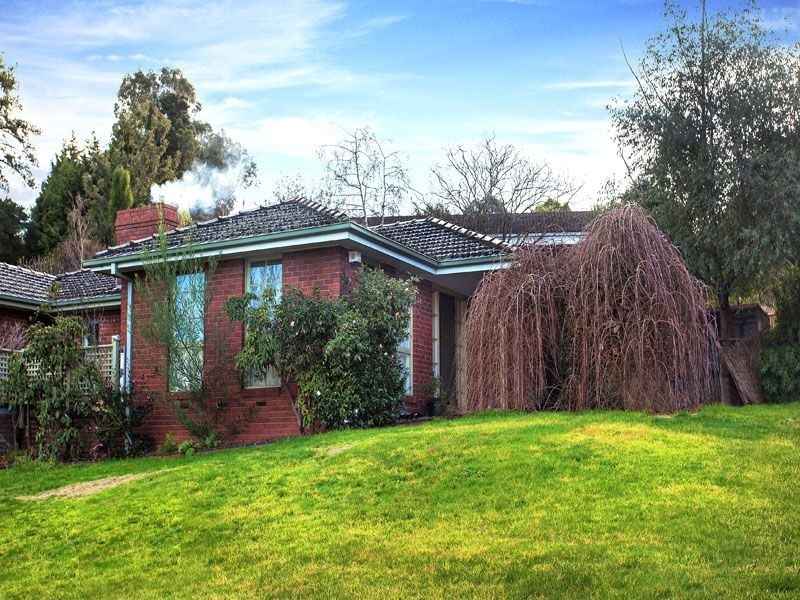 68 Santa Rosa BVD, Doncaster East VIC 3109