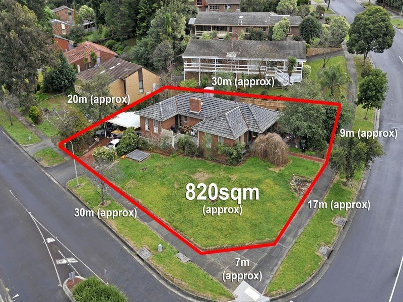 68 Santa Rosa BVD, Doncaster East VIC 3109
